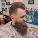 Lockhart's Pomade Light Hold – olajbázisú pomádé, könnyű tartás, magas fény 96 g Lockhart's Pomade Light Hold – olajbázisú pomádé, könnyű tartás, magas fény 96 g