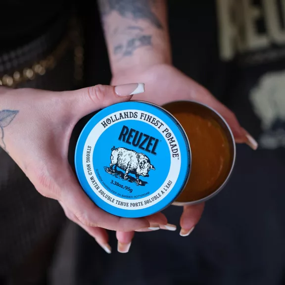 Reuzel Blue vízbázisú pomádé 95 g Reuzel Blue vízbázisú pomádé 95 g