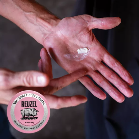 Reuzel Pink olajbázisú pomádé 95 g Reuzel Pink olajbázisú pomádé 95 g