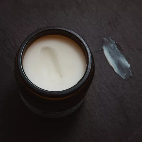 Shear Revival Easy Tiger Traditional Pomade 96 g Shear Revival Easy Tiger Traditional Pomade 96 g
