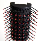 Uppercut Deluxe Vent Brush kefe – szellőzőnyílásos, golyós végű sörte, közepes és hosszú hajra
